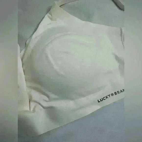 NWOT Lucky Brand Wireless  Seamless Padded Bralette in White With Back Closure L - Picture 5 of 8